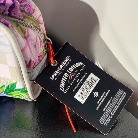 Makeup Bag Limited Edition Sprayground Pouch - Picture 2 of 4
